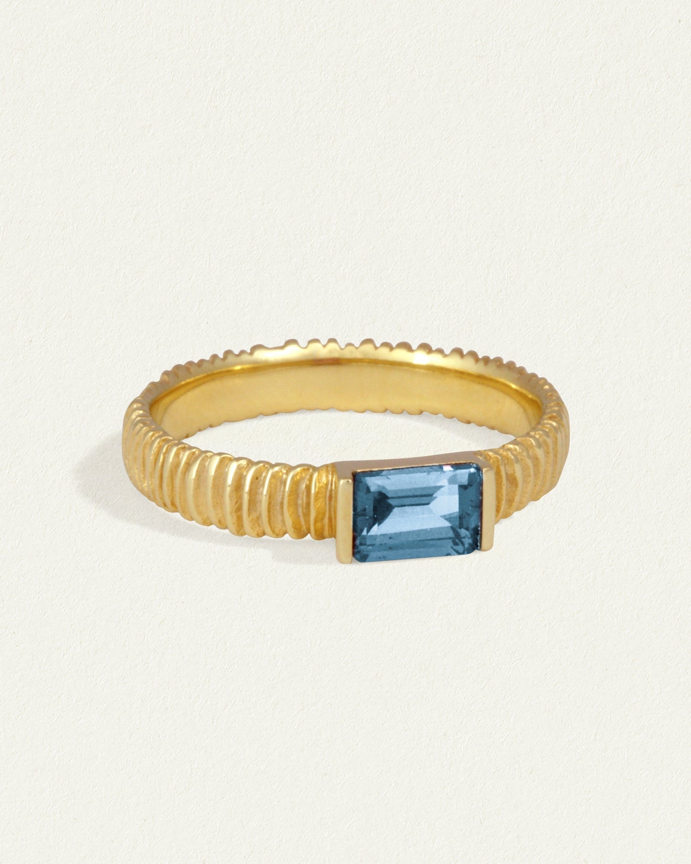 Symi Ring Blue Topaz - Gold