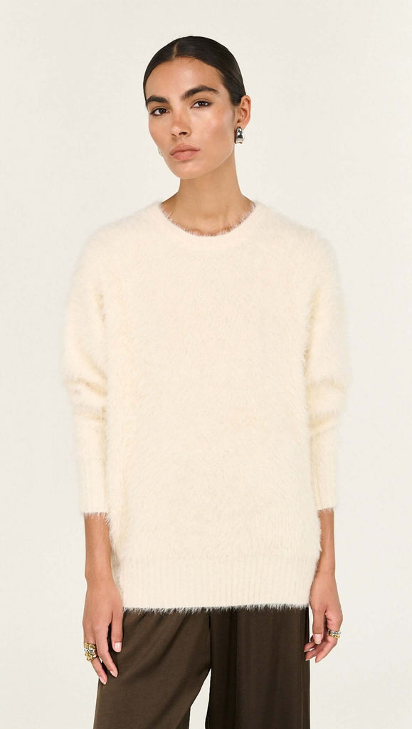 Noa Fluffy OverSize Jumper Cream
