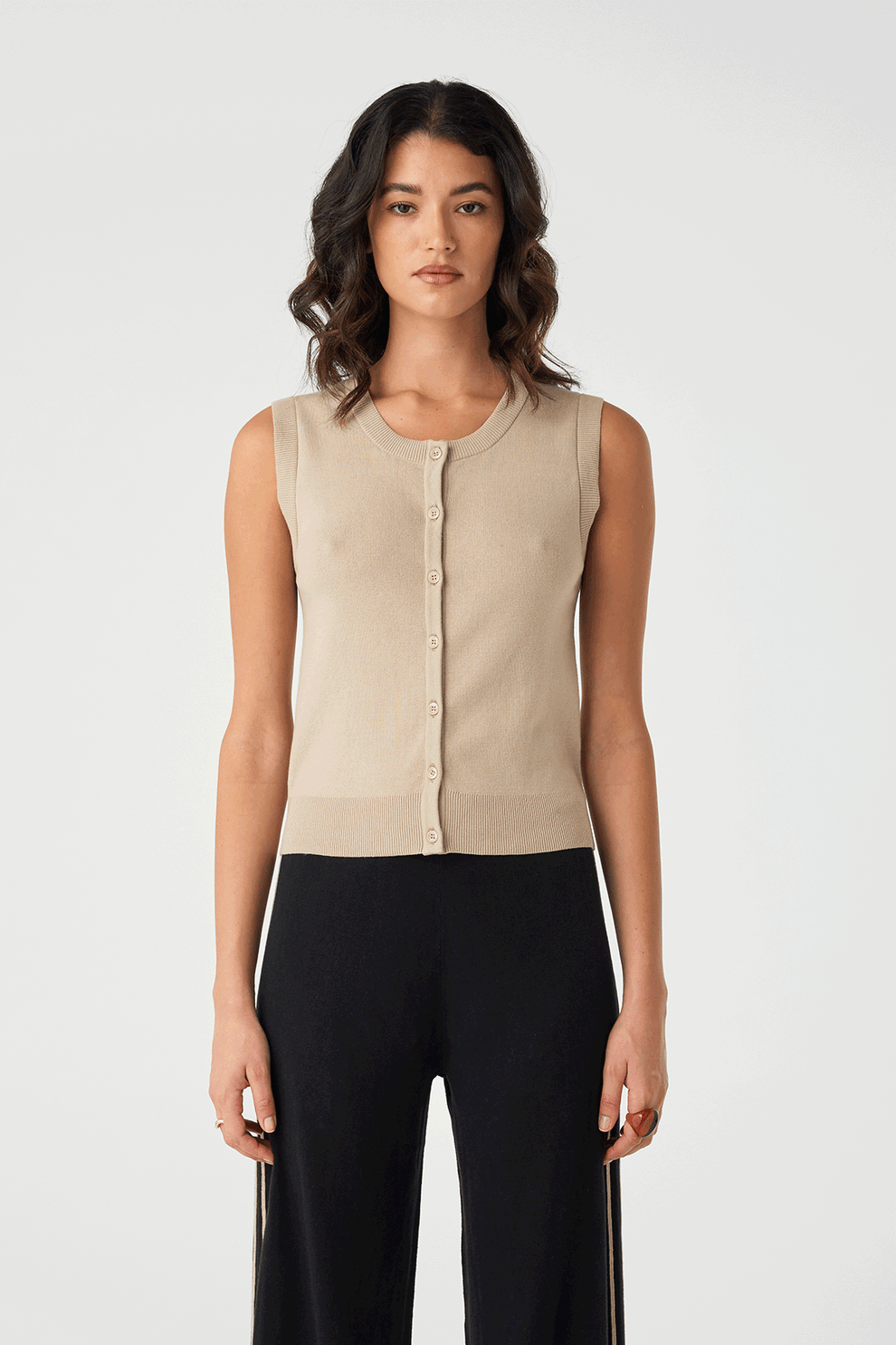 Finley Vest Taupe